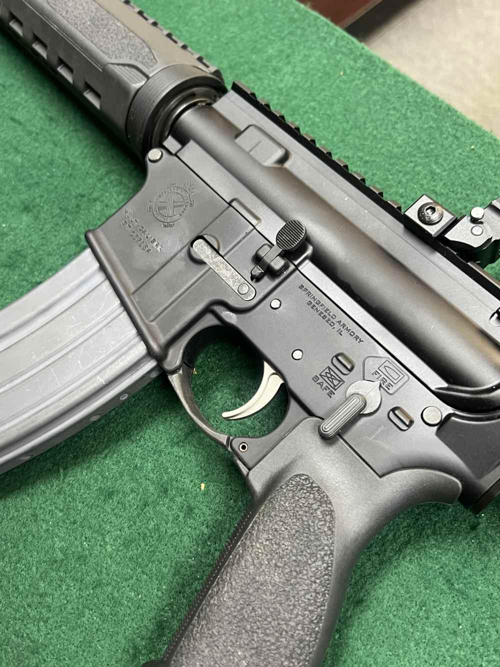 Springfield Saint 16" Barrel 5.56 W/ One Mag & Factory Case-img-2