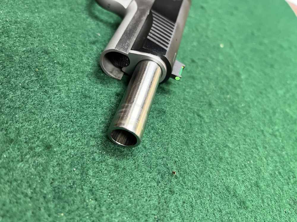 Springfield Armory Ronin 1911 .45 ACP 5" w/ OEM Mag-img-9