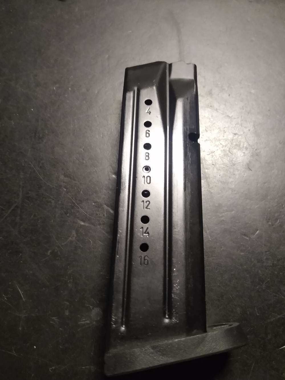 SMITH & WESSON M&P9 9MM 17 RD MAGAZINE-img-0