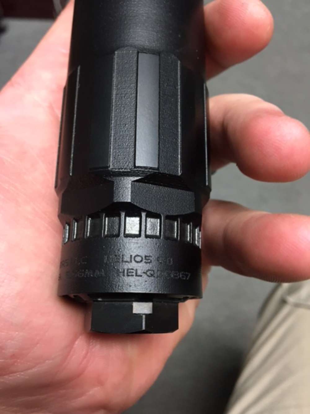 CGS HELIOS QD SUPPRESSOR W/ CASE & ACCESSORIES-img-2