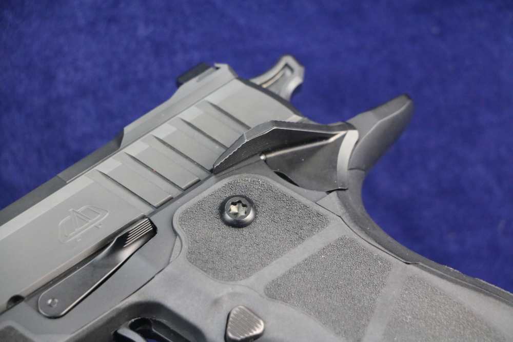 OA DEFENSE 2311 OA2311FLSZKITBLKSTD17, 9mm, 5", P320 17 Rd Mags, NIB-img-4