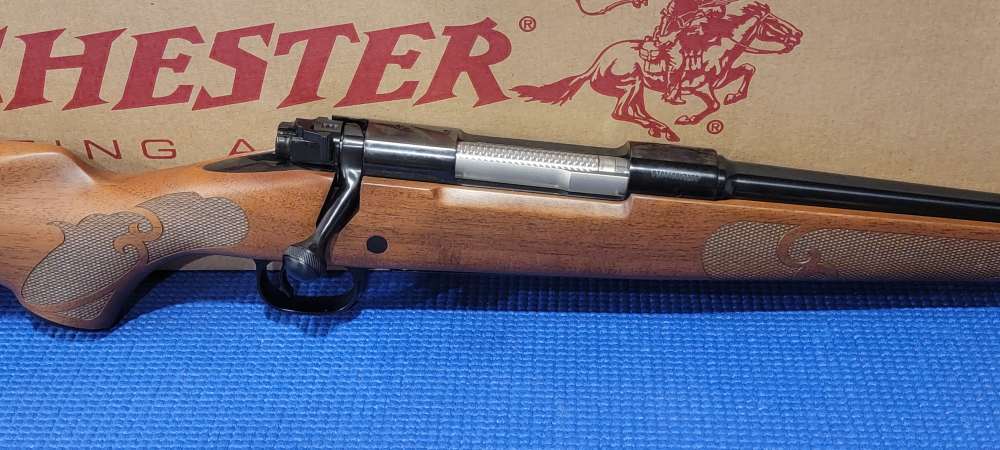 Winchester Model 70 Featherweight 30-06 22" Barrel-img-3