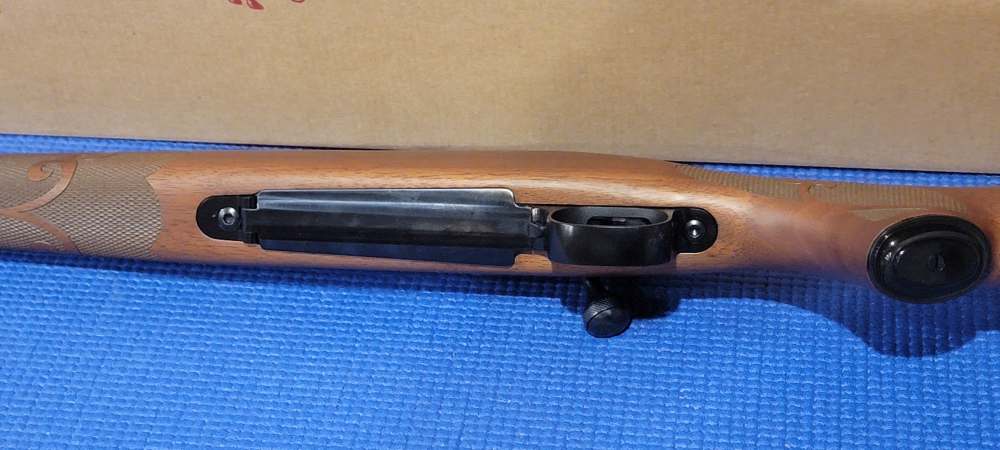 Winchester Model 70 Featherweight 30-06 22" Barrel-img-2