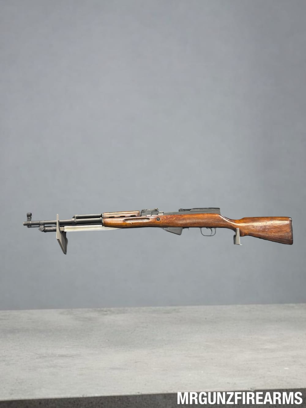 Russian SKS Carbine 7.62x39 Semi Auto Rifle w/ Bayonet -img-1