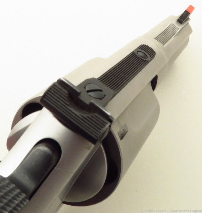 Smith & Wesson Model 69 .44 Magnum, 2.75, case, 90 percent-img-2
