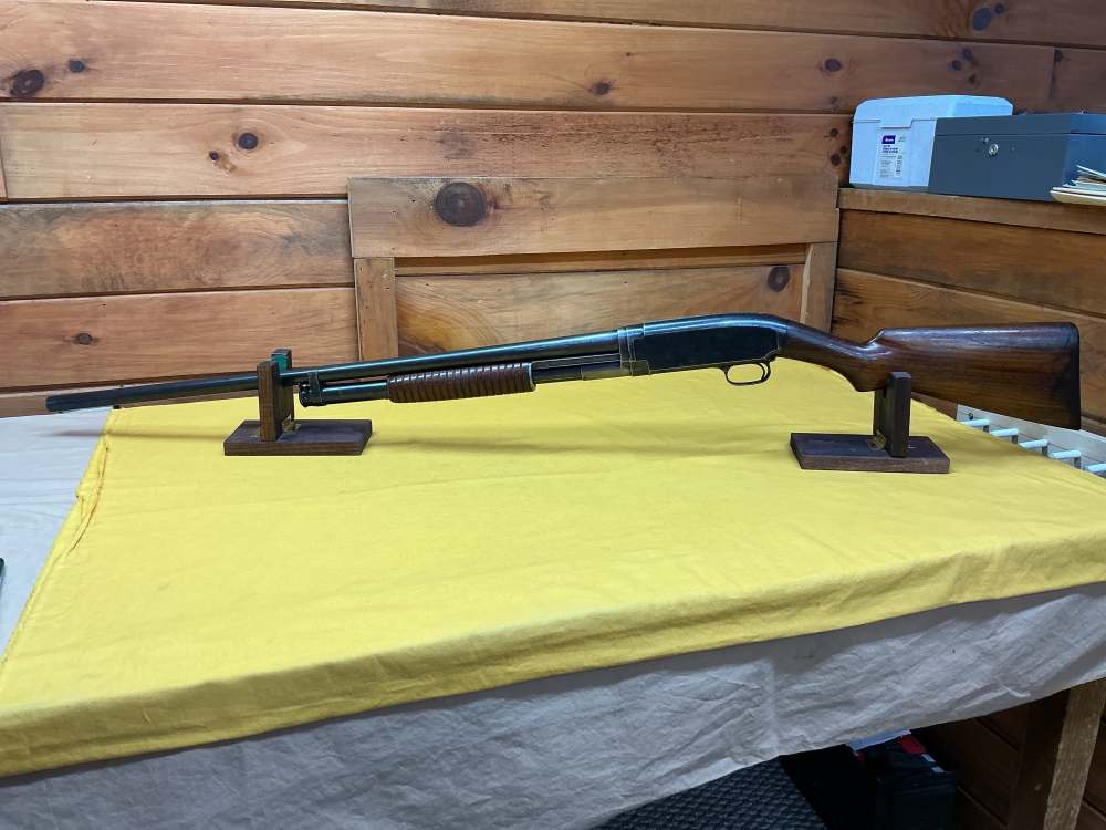 WINCHESTER MODEL-12 PUMP ACTION SHOTGUN 12 GAUGE.-img-0