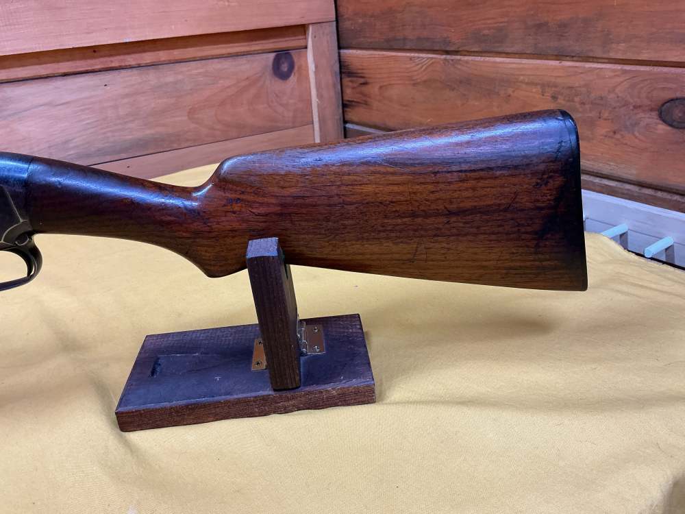 WINCHESTER MODEL-12 PUMP ACTION SHOTGUN 12 GAUGE.-img-2