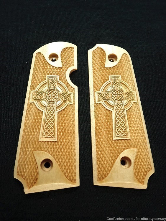 -Maple Celtic Cross Rock Island 380 1911 Grips #1-img-0