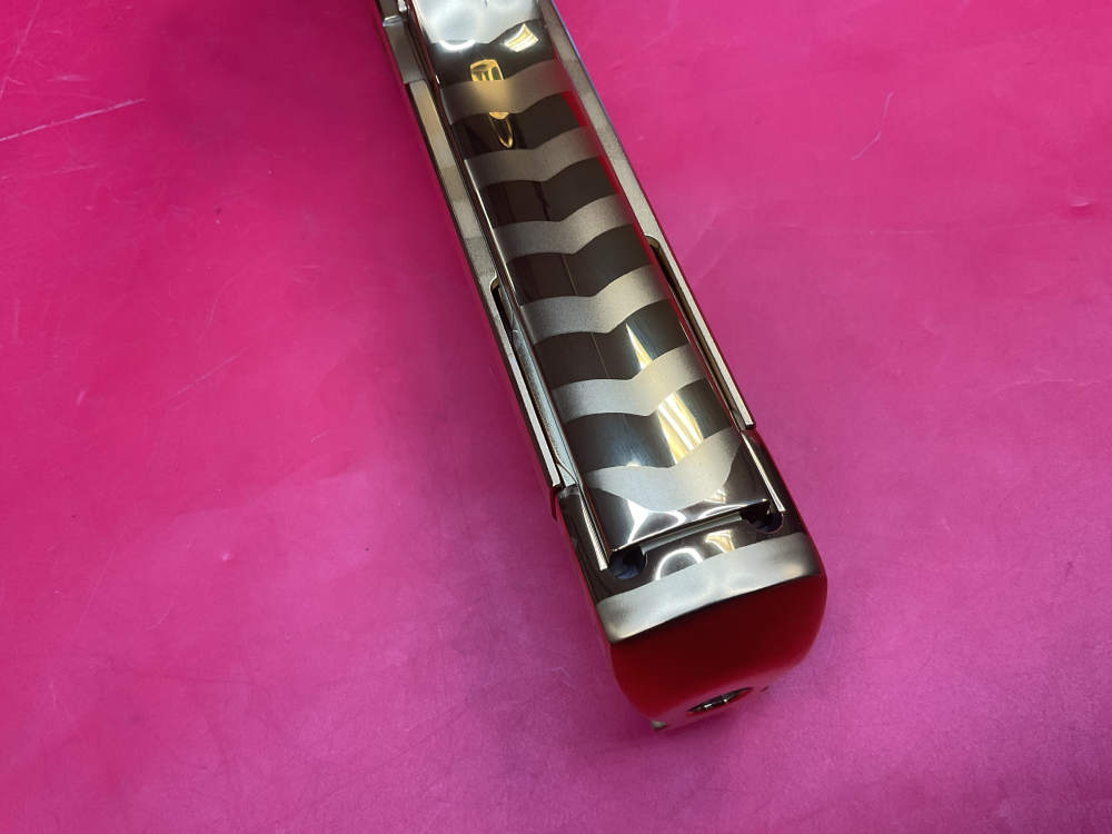 Magnum Research Desert Eagle Mark XIX L6 44 Mag Gold Tiger Stripes 6"-img-26