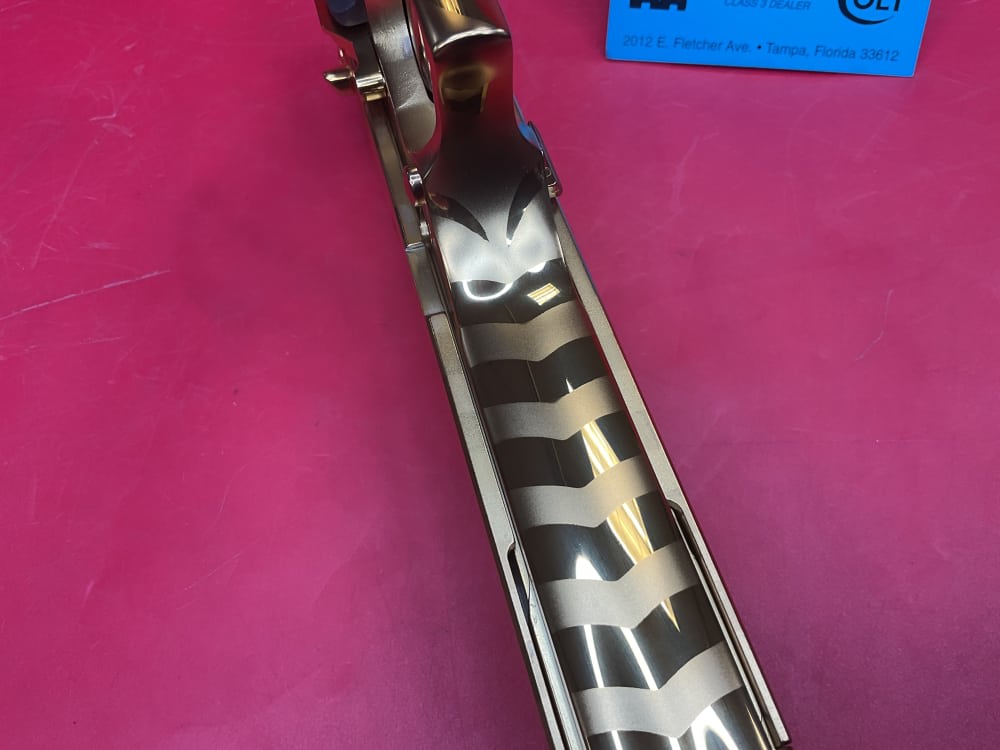 Magnum Research Desert Eagle Mark XIX L6 44 Mag Gold Tiger Stripes 6"-img-27