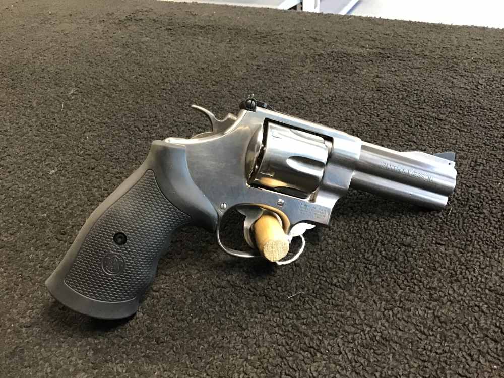 SMITH & WESSON 610 10MM-img-1