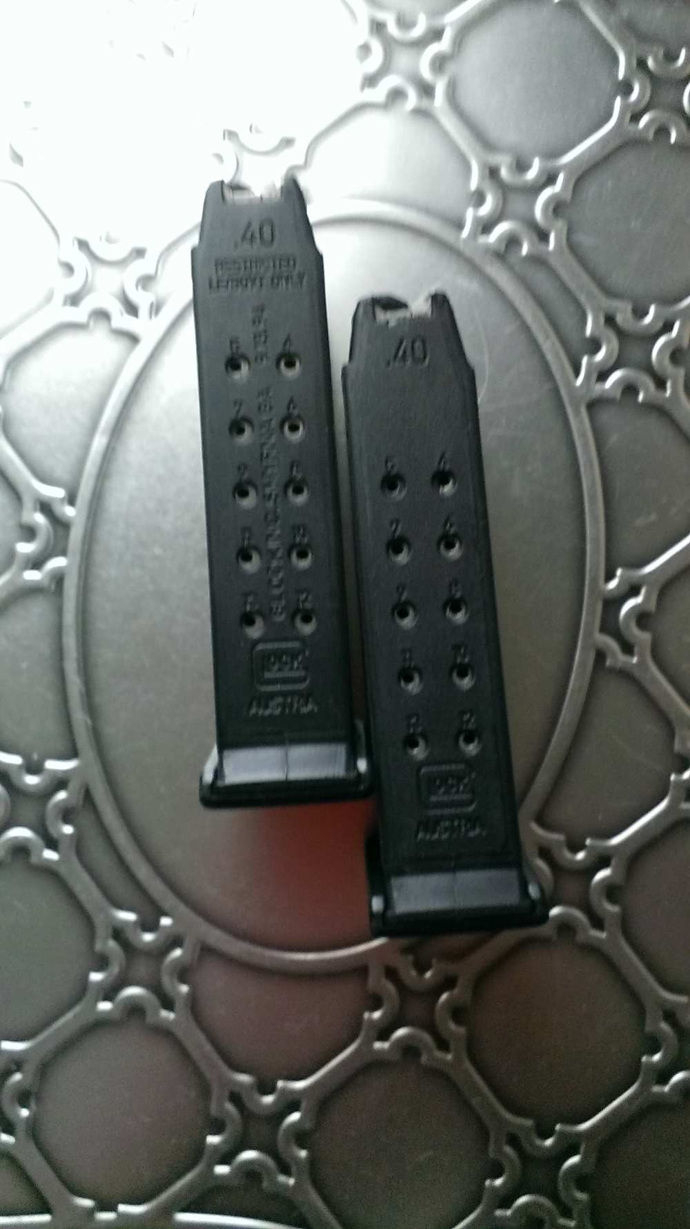 2 Glock 23 Factory Magazines 13 Round 40 S&W Very Good-img-1