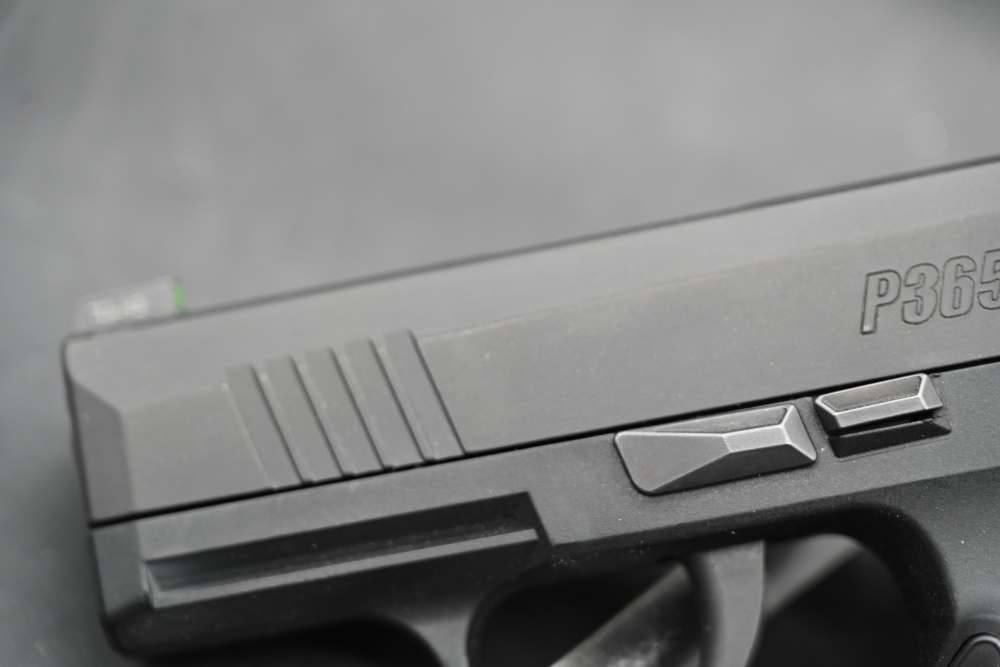 Sig Sauer P365 9mm Micro Compact Pistol w/ 4 Magazines & Case-img-10