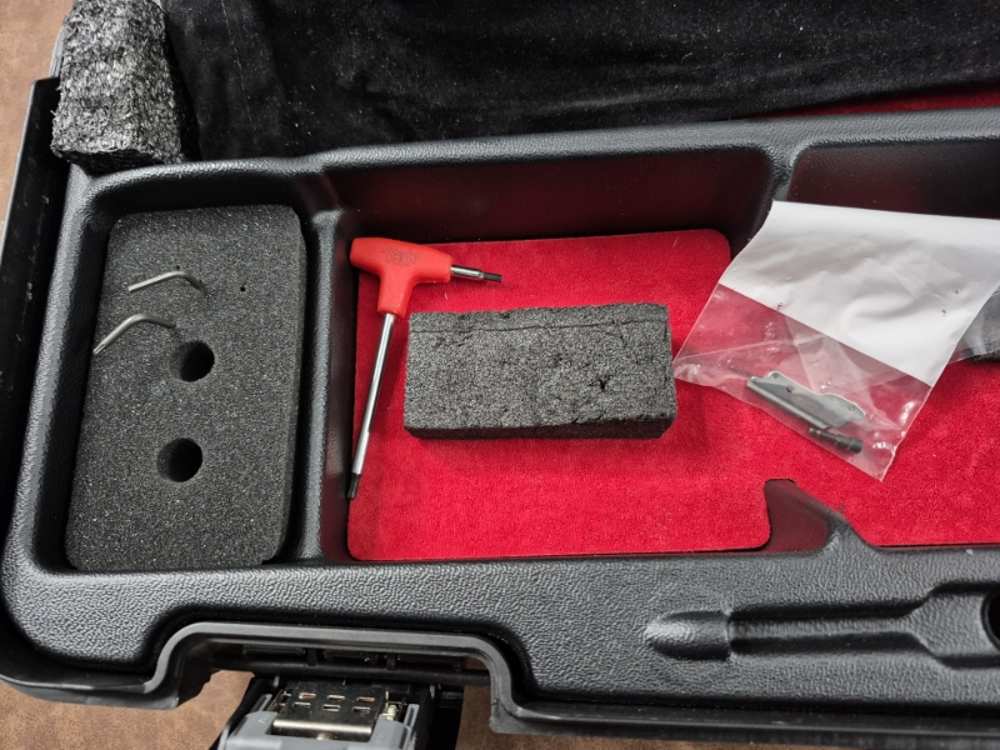 USED CAESAR GUERINI INVICTUS I TRAP COMBO 12GA 34"/32" CASE-img-25