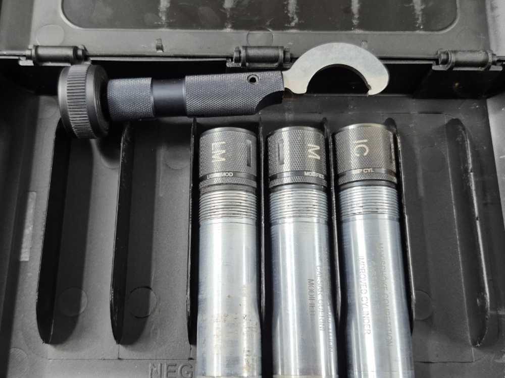 USED CAESAR GUERINI INVICTUS I TRAP COMBO 12GA 34"/32" CASE-img-26