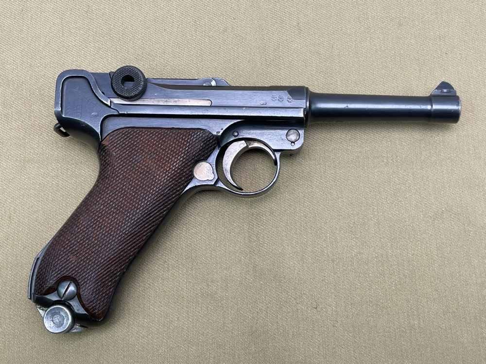 WWII BRITISH CAPTURE German DWM 1920 Luger P08 Pistol 9mm C&R-img-1