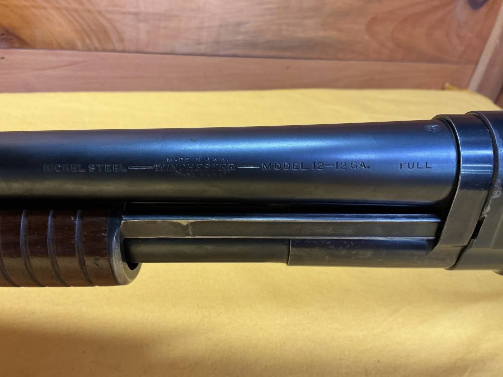 WINCHESTER MODEL-12 PUMP ACTION SHOTGUN.  12 GAUGE.-img-5
