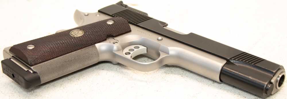 Wilson Combat 1911 Classic Service Grade .45 ACP / 5" Two-Tone -img-2