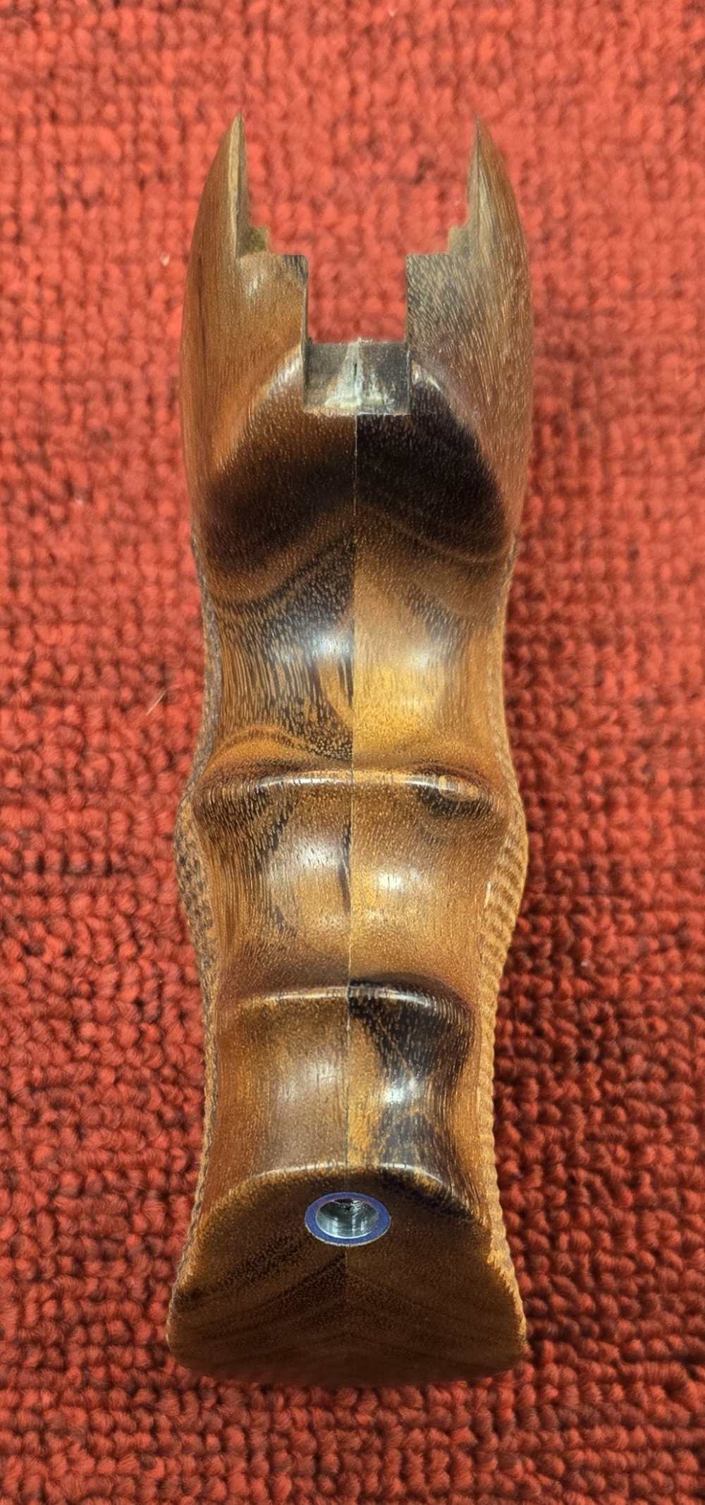 Hogue Ruger SBH Square Trigger Guard Grips Goncalo Alves 2606LM42010SN*N-img-2