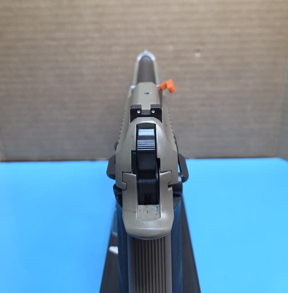 Taurus 92 PT92 DA/SA 9mm Luger Full Size 2-17 Rd Mags-img-2