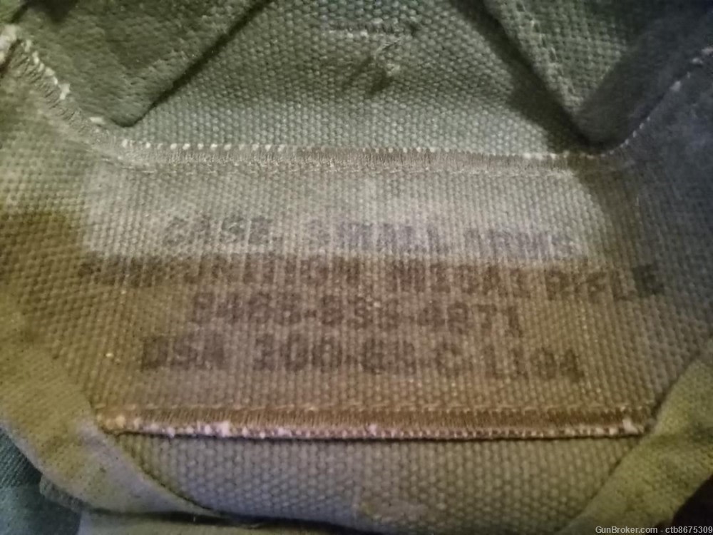 4 Colt .223 AR-15 Magazines with Pouch-img-1