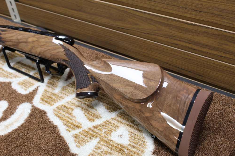 Weatherby Mark V Varmintmaster 224 WBY Magnum-img-8