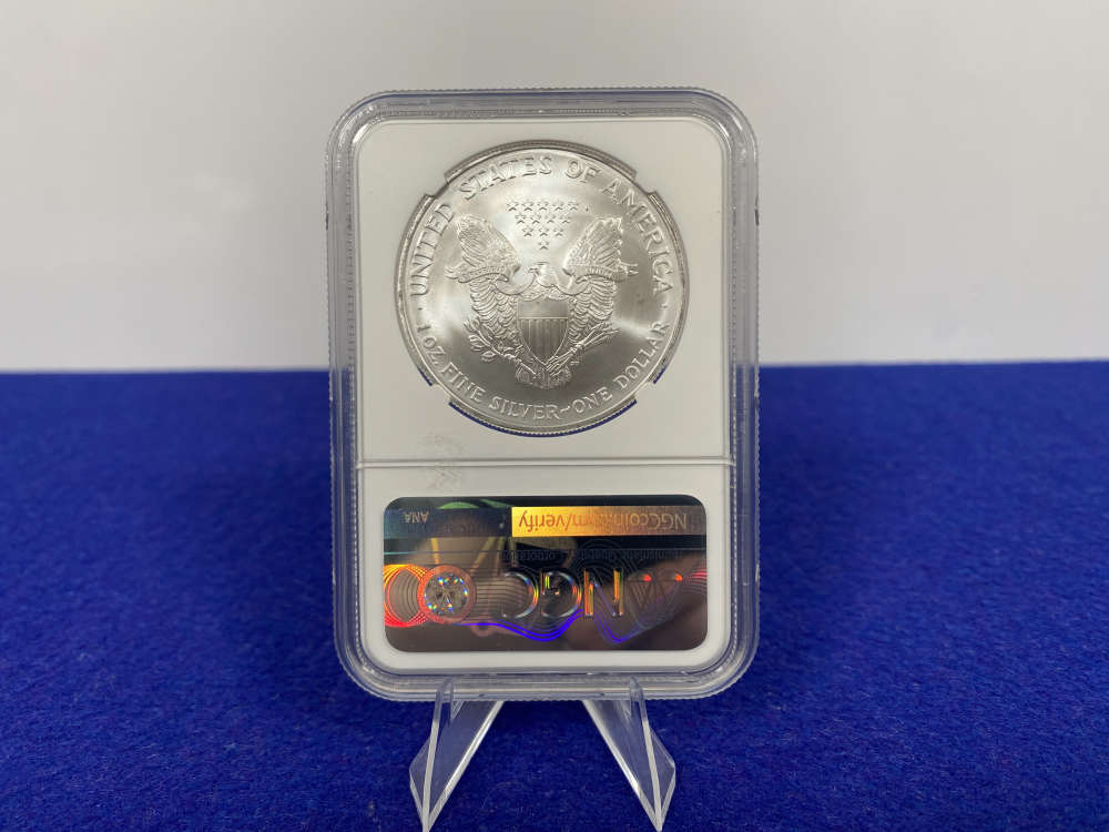 2004 American Silver Eagle PCGS MS69 *1 Troy Ounce* -DESIRABLE SILVER--img-4