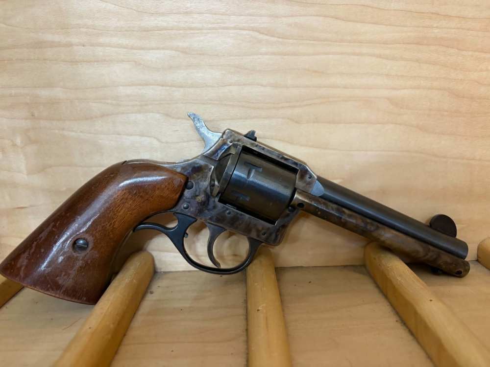 HARRINGTON & RICHARDSON  676 IN 22 CAL W/ MAG CYL 29874-img-1