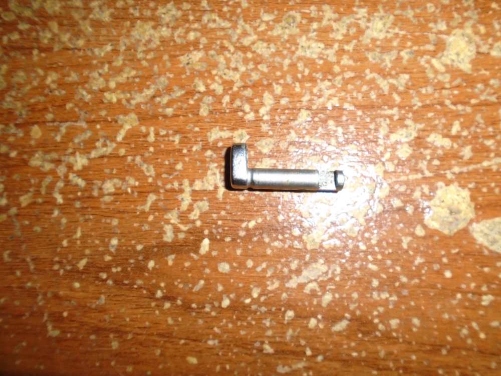TAURUS MODEL PT-940 .40 S&W SEMI AUTO PISTOL DISASSEMBLY LATCH RELEASE-img-0