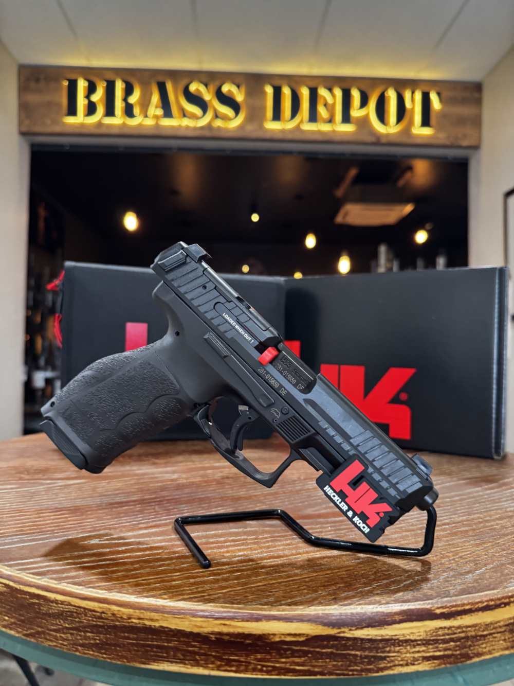 CA Legal HECKLER AND KOCH (HK USA) VP9A1 F OR 9MM With Red Dot -img-1