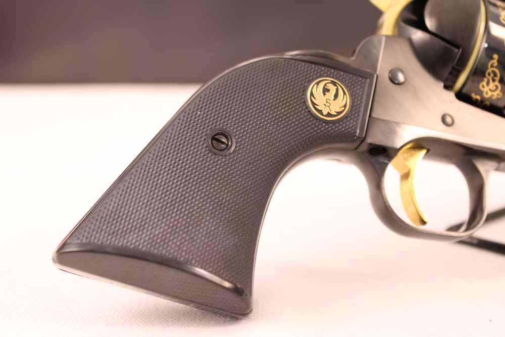 NEVER FIRED 50th Year, New Model Blackhawk 1of 500 engraved-img-10