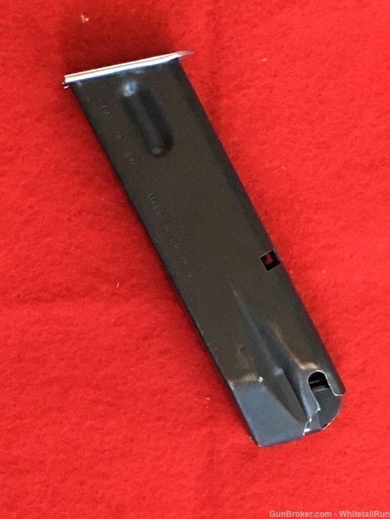 VINTAGE BERETTA 96 ALL STEEL/NICKELED BASE-BRAZIL-11-RD .40 S&W MAGAZINE-img-2