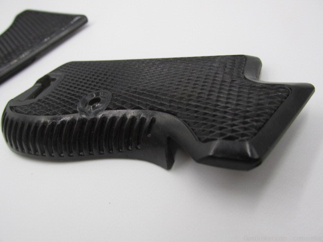 swiss sig p210 military police issue early gloss black bakelite grip set-img-4