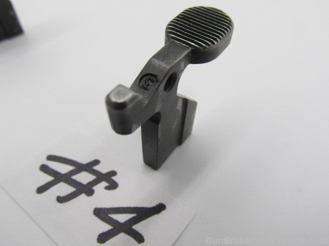 original vietnam m16 m16a1 number coded gm general motors h&r bolt release-img-4
