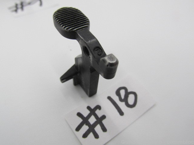 original vietnam m16 m16a1 number coded gm general motors h&r bolt release-img-18