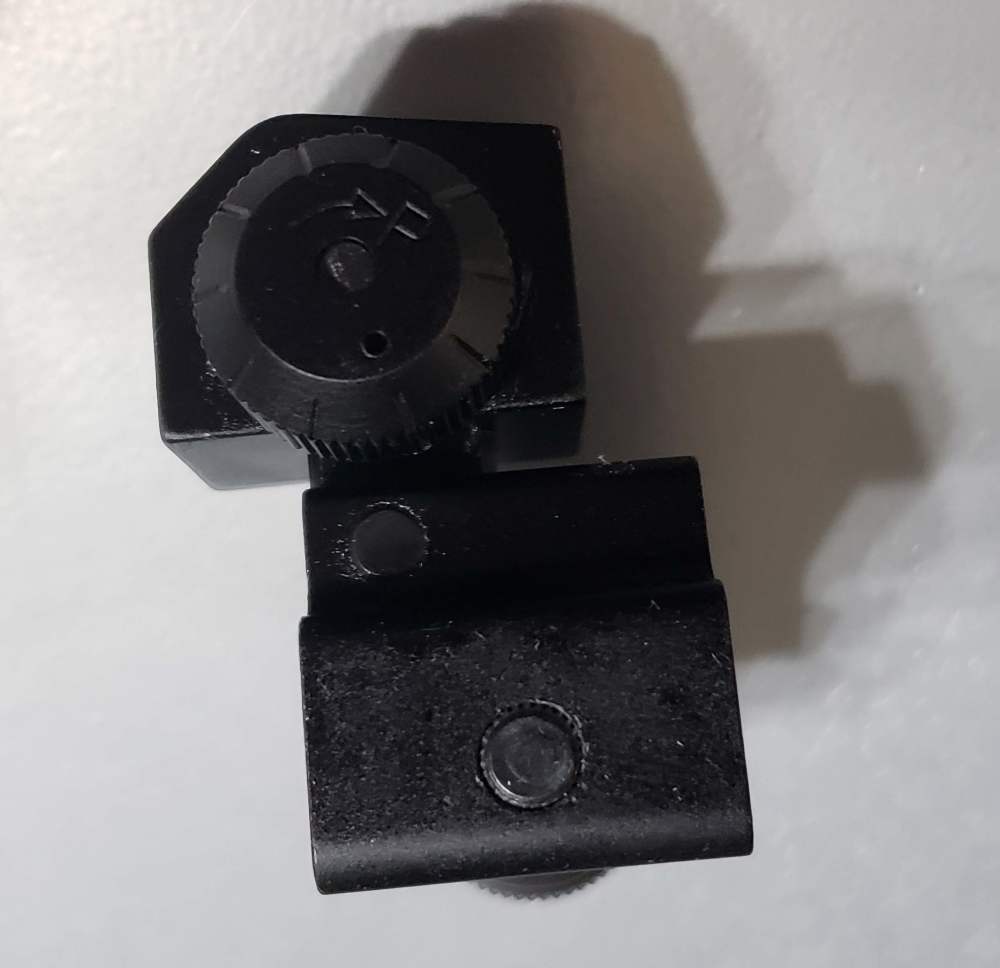 Ass. Small Parts for a Rifle; QR Mounts, Scope Mounts, Sights, ect.-img-6