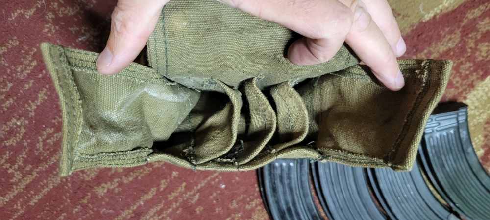 4 30rd Hungarian mags & pouch AK47 7.62x39mm surplus-img-15