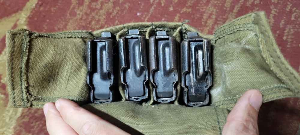 4 30rd Hungarian mags & pouch AK47 7.62x39mm surplus-img-9