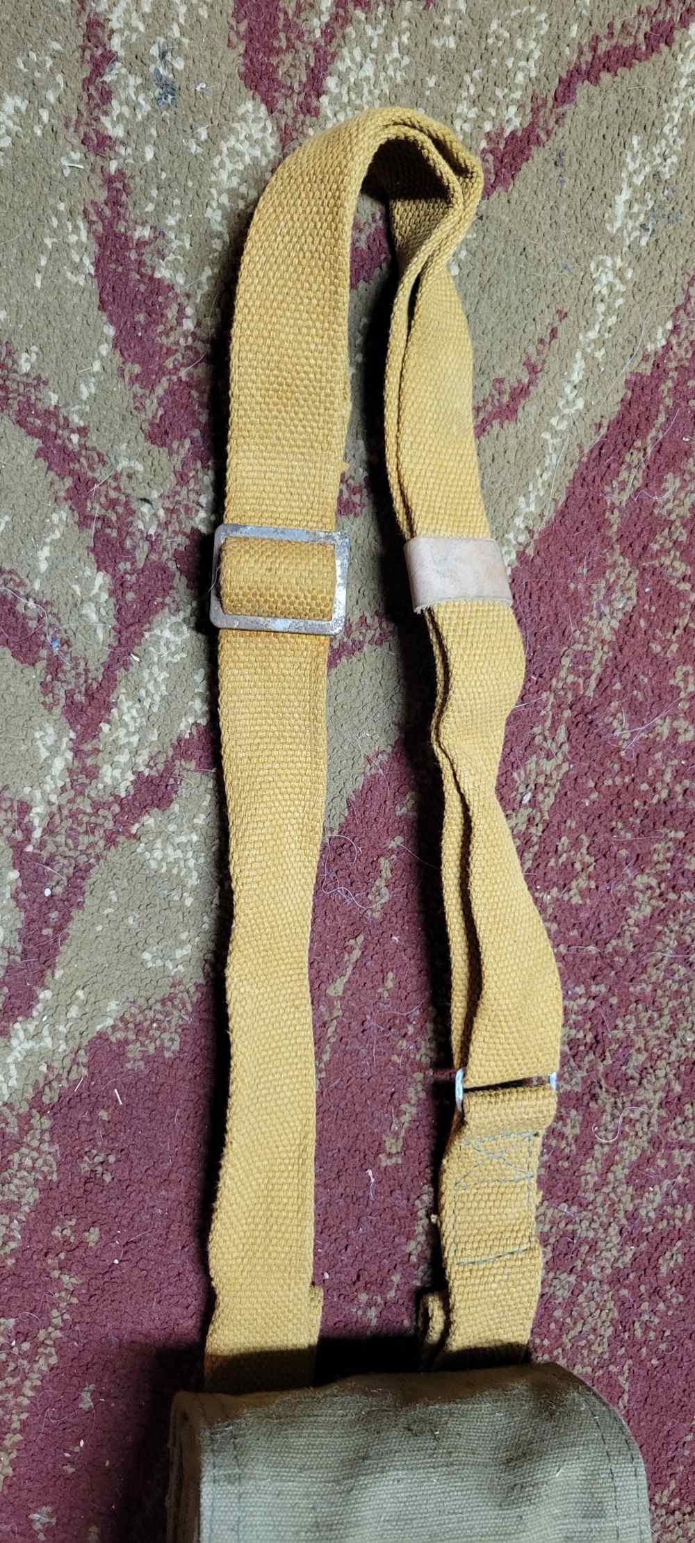 4 30rd Hungarian mags & pouch AK47 7.62x39mm surplus-img-20
