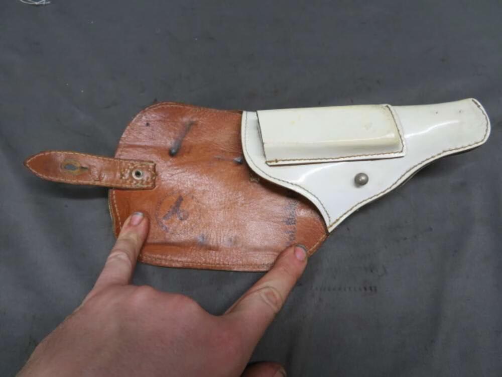GERMAN WWII SS LEIBSTANDARTE STYLE WALTHER PP HOLSTER (NICE MARKINGS)-img-2