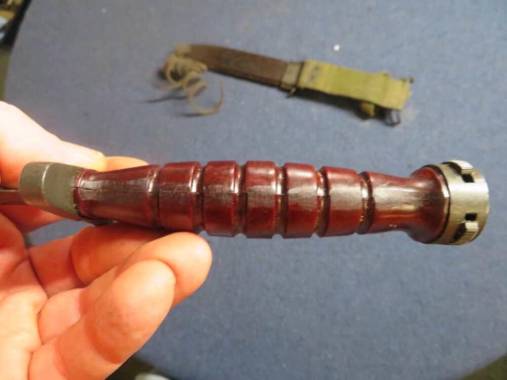 DUTCH M4 BAYONET w/ ORIGINAL SCABBARD FOR M1 CARBINE HORSTER (RARE)-img-10