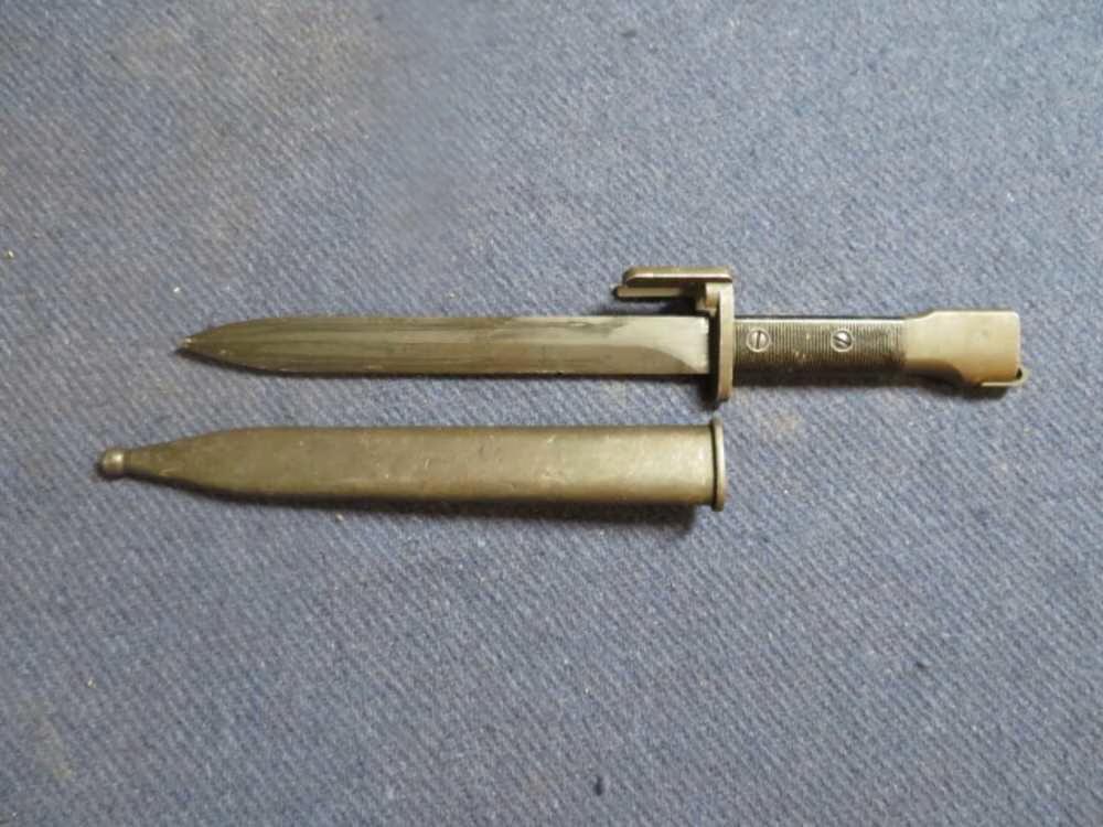 ARGENTINE FN FAL L1A1 TYPE A BAYONET w/ ORIGINAL SCABBARD (VERY NICE)-img-2