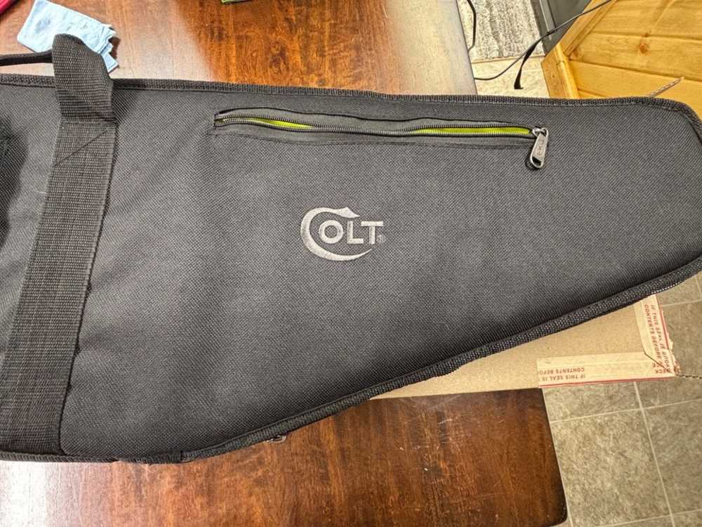 COLT Embroided Soft Rifle Case 40” Black-img-1