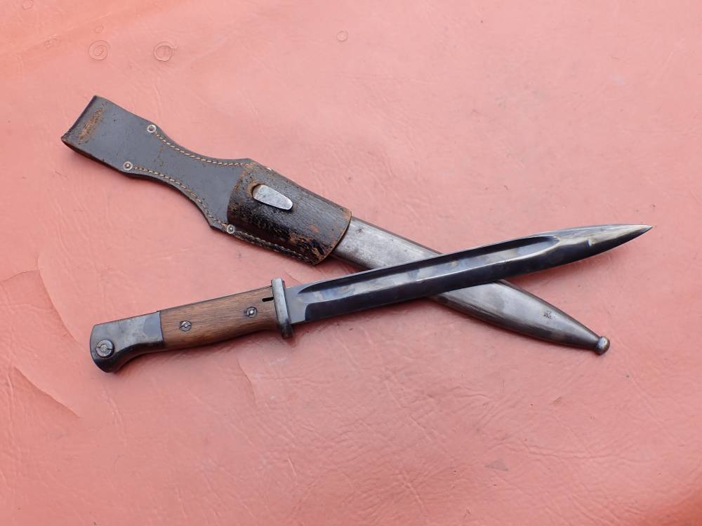 GERMAN WWII 98K BAYONET w/ SCABBARD & FROG CLEMEN & JUNG PRIVATE PURCHASE-img-0