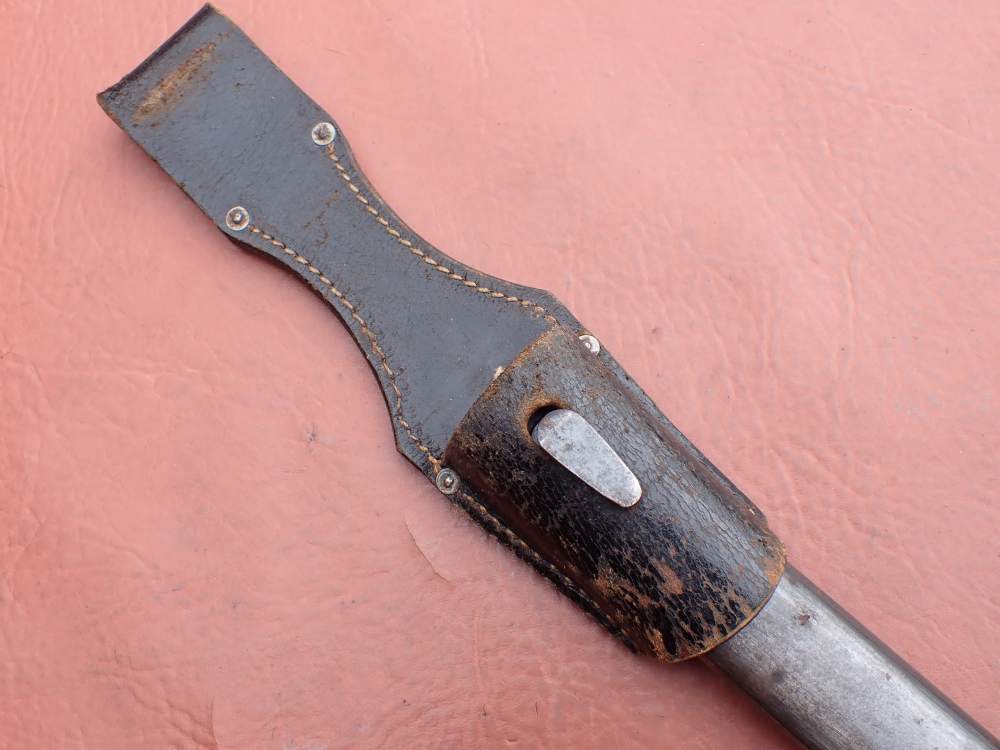 GERMAN WWII 98K BAYONET w/ SCABBARD & FROG CLEMEN & JUNG PRIVATE PURCHASE-img-51