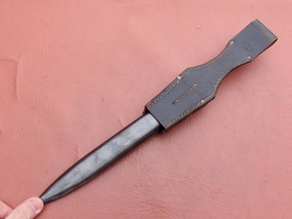GERMAN WWII 98K BAYONET w/ SCABBARD & FROG CLEMEN & JUNG PRIVATE PURCHASE-img-49