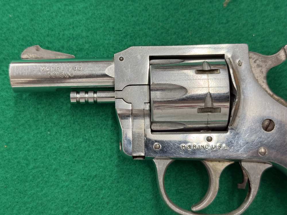 H&R Model 732 .32S&W Nickel Finish 2.5" Bbl-img-3