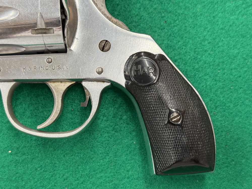H&R Model 732 .32S&W Nickel Finish 2.5" Bbl-img-1