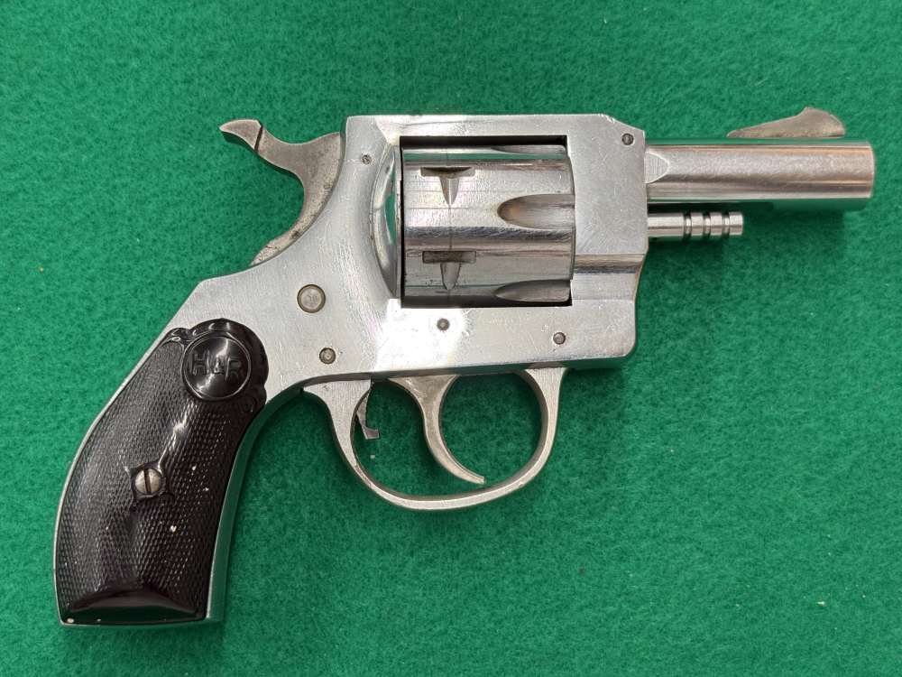 H&R Model 732 .32S&W Nickel Finish 2.5" Bbl-img-4