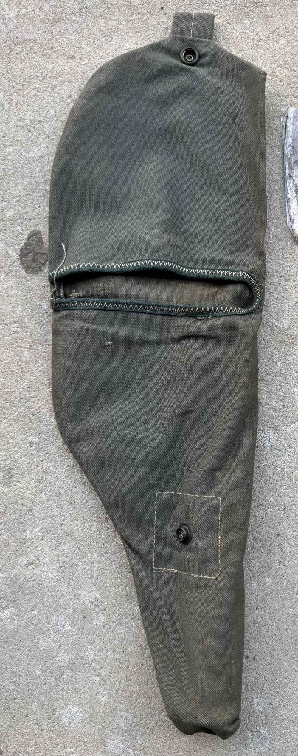 Nice complete US SRU-18/P USAF survival kit Vietnam era-img-6